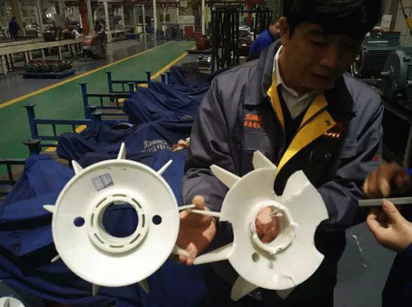 西安泰富西玛变频电机与普通电机过载的比较。