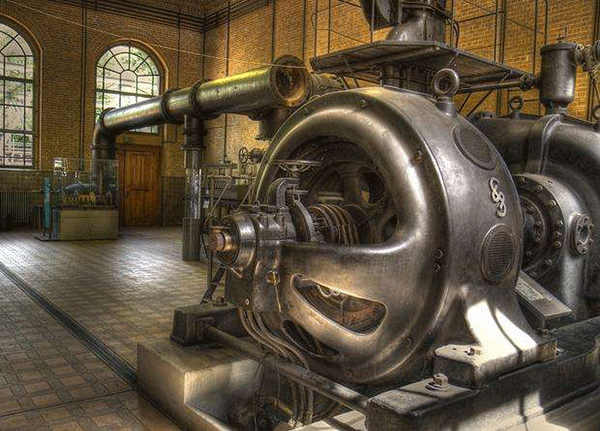 直流电机和交流电机的感应电枢原理。